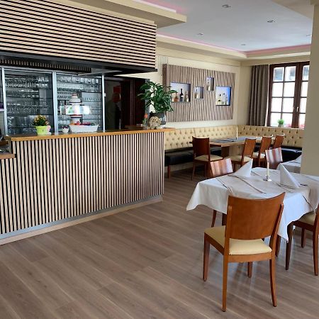 Hotel Deutsches Haus Lampertheim Buitenkant foto