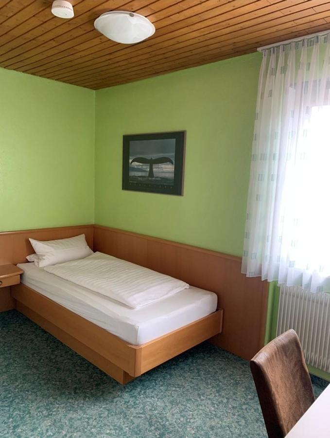 Hotel Deutsches Haus Lampertheim Buitenkant foto