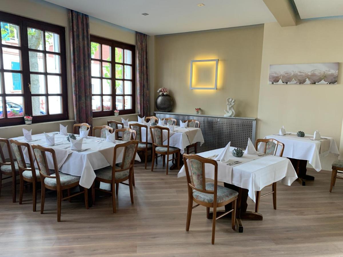 Hotel Deutsches Haus Lampertheim Buitenkant foto